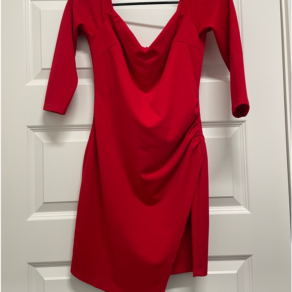 Lulus Red Mini/Sleeves